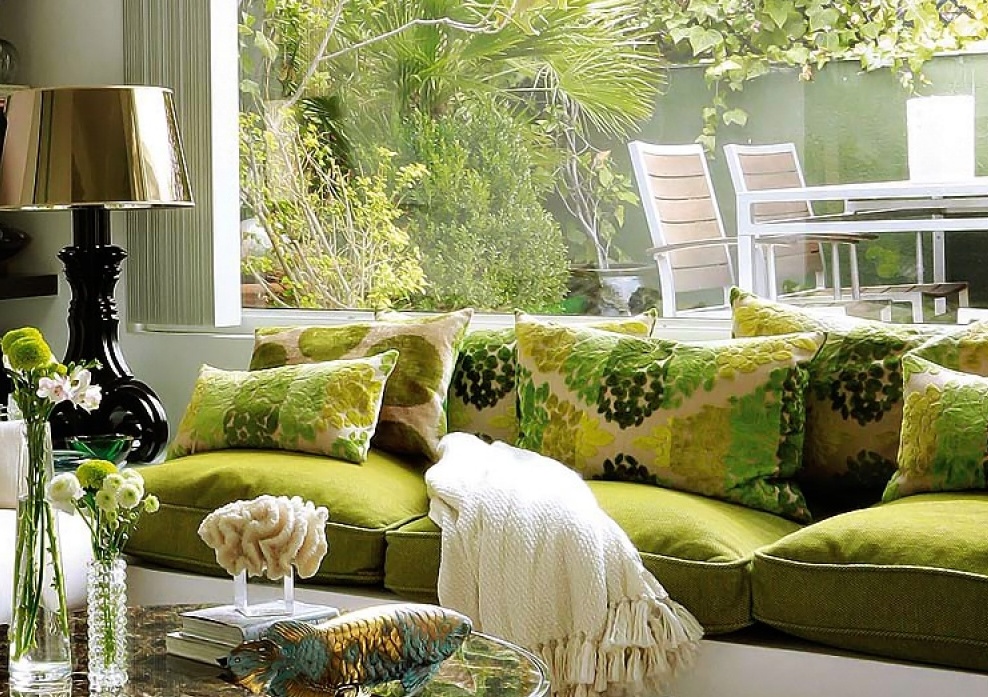 Лето в доме – дизайн интерьера спален в зеленом цвете
